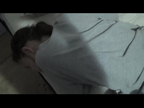 ❤️ 眠っている恋人をSEX。 ファッキングビデオ ❌️❤